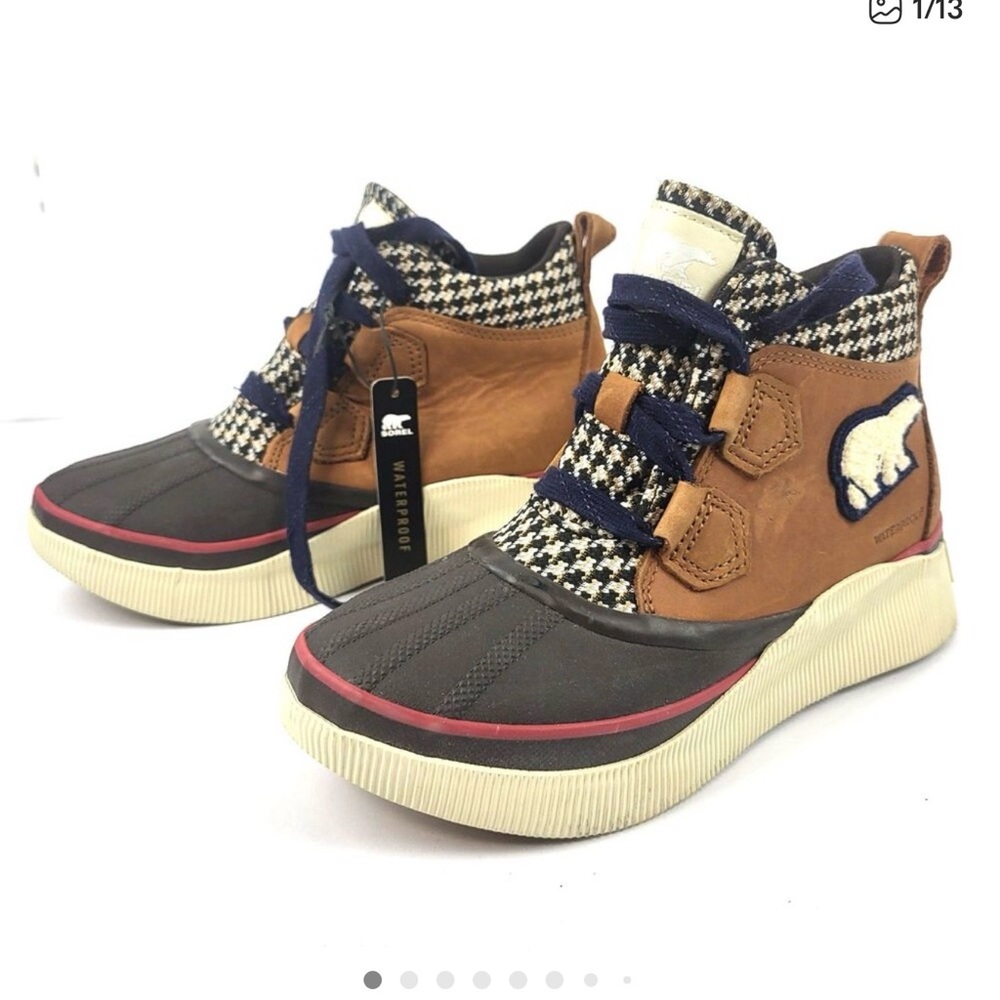 Sorel Out and About Boot